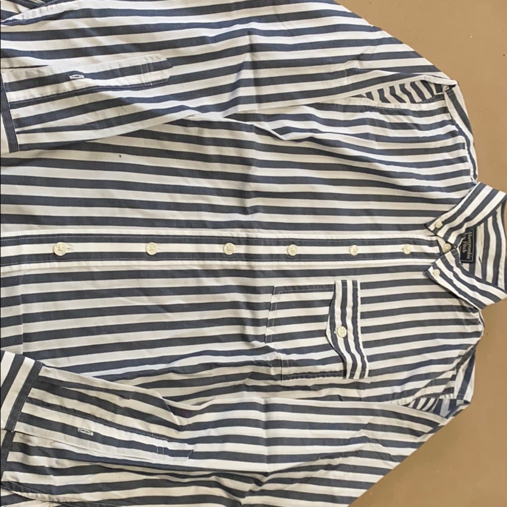 A&F Button Down - Picture 4 of 5